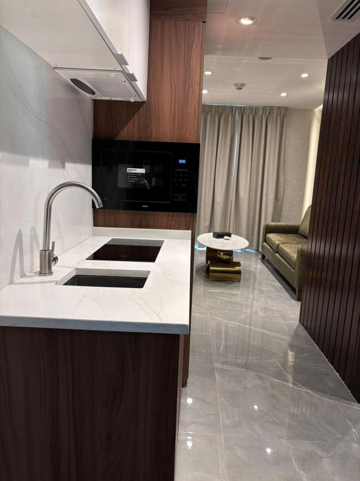 Seas Hotel Ammán Kültér fotó