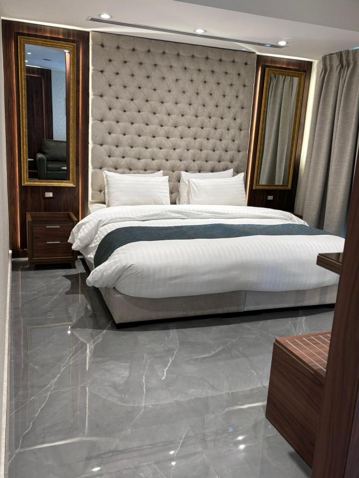 Seas Hotel Ammán Kültér fotó
